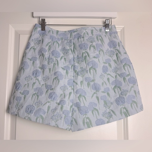 Commense Floral Jacquard Shorts - Picture 6 of 10